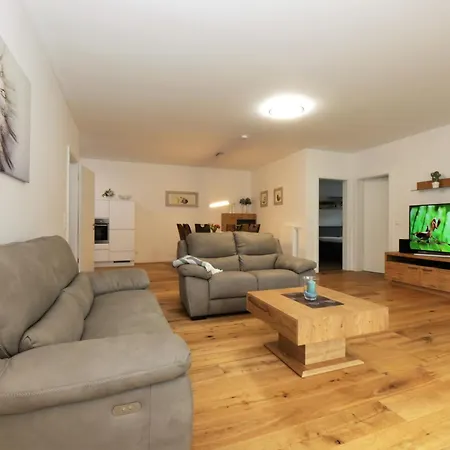 Brise Haus Maxim App 11 公寓